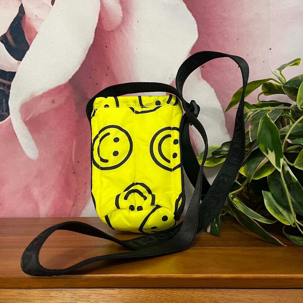 Baggu Puffy Water Bottle Sling Yellow Happy Face